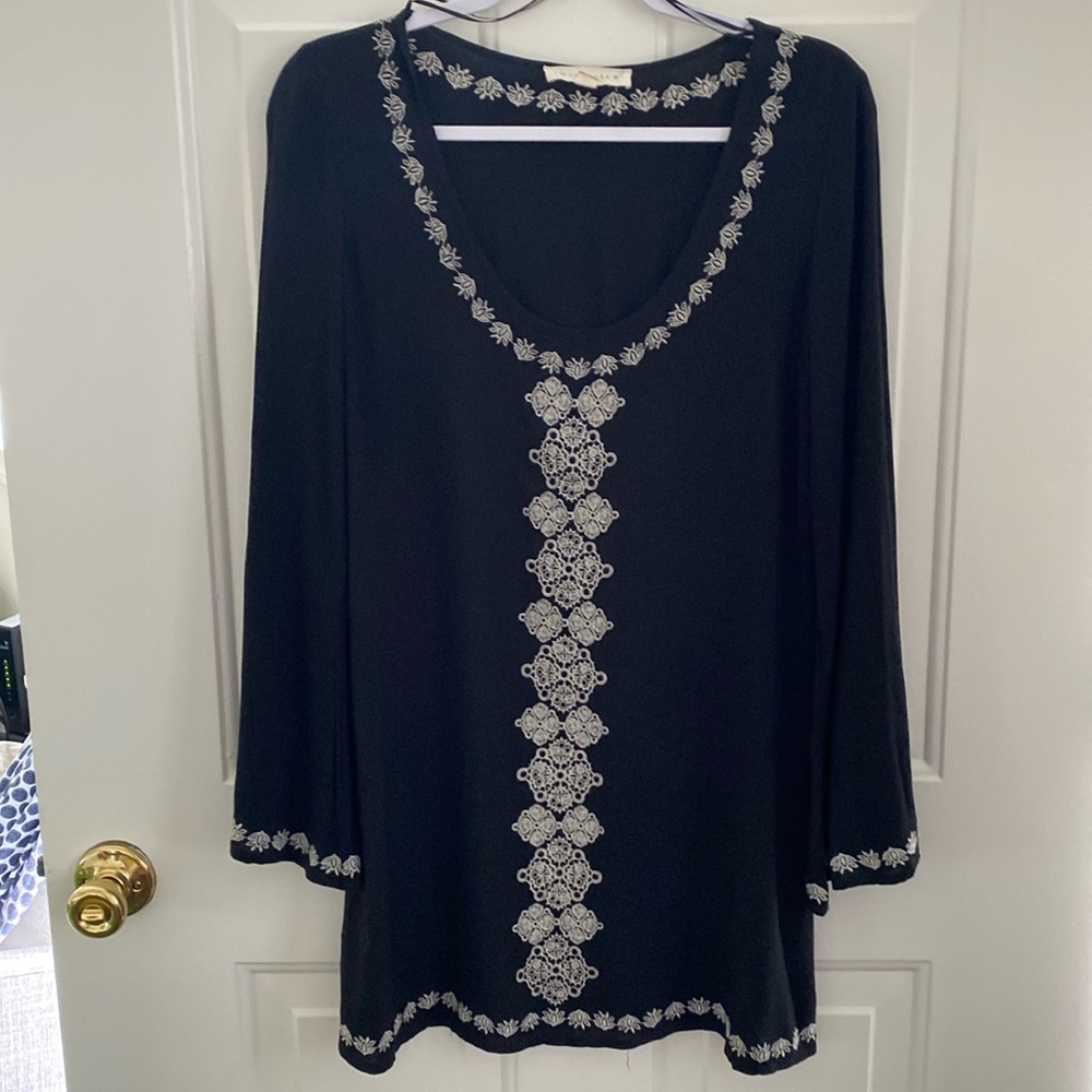Love Stitch Black Swimsuit Cover Up Tunic. Size Medium